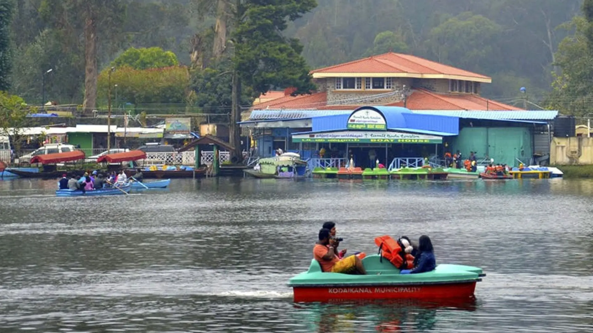 Kodaikanal-boating-